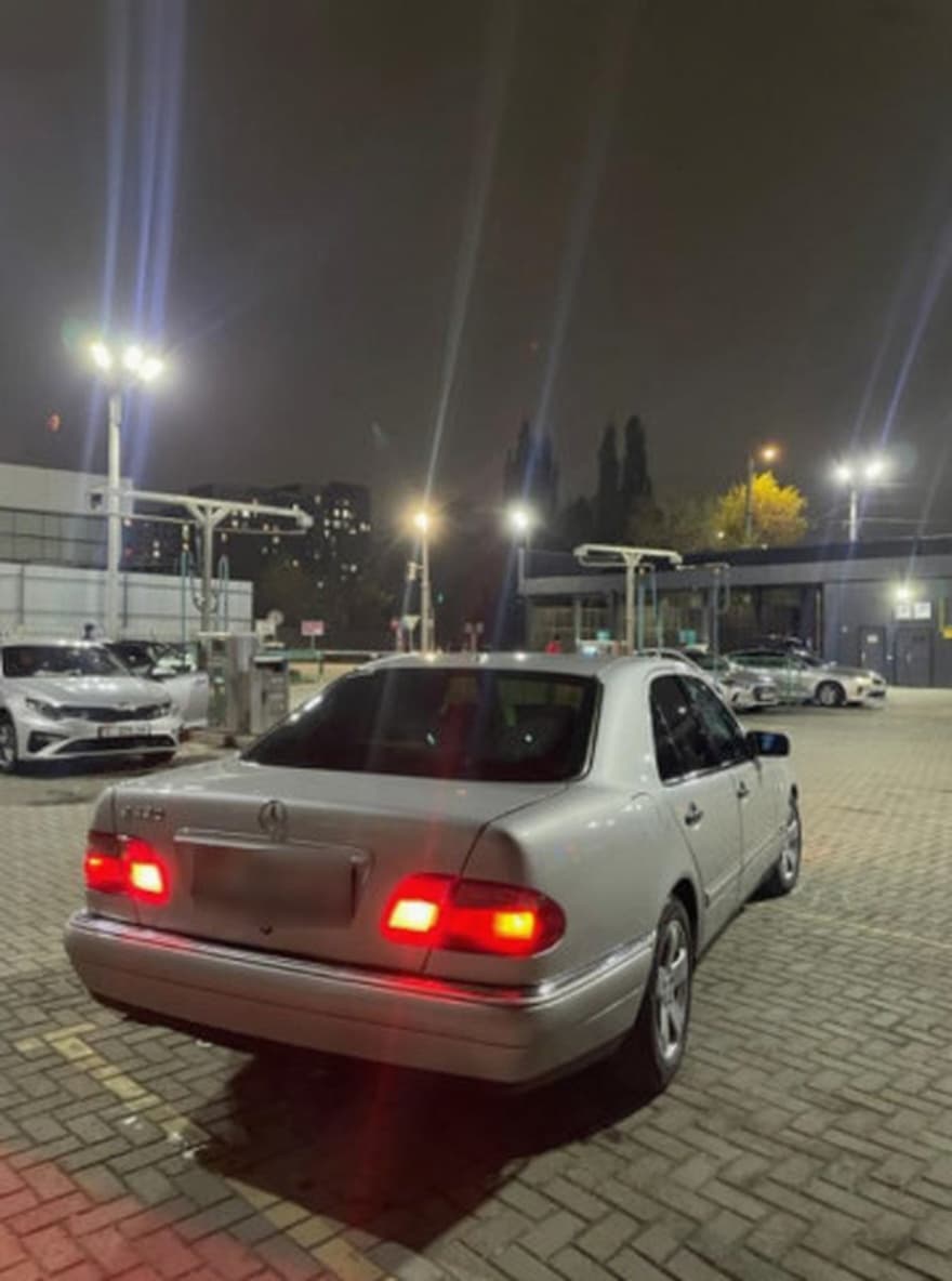 Mercedes-Benz E-Класс I (W124), 1997