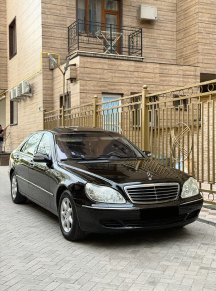 Mercedes-Benz S-Класс IV (W220), 2003