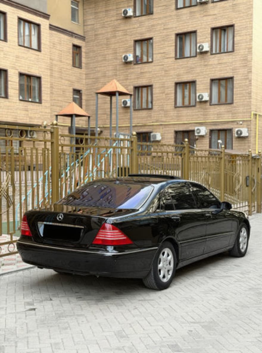 Mercedes-Benz S-Класс IV (W220), 2003
