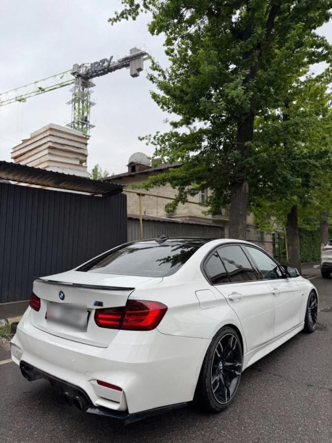 BMW 3 серии VI (F3x), 2015