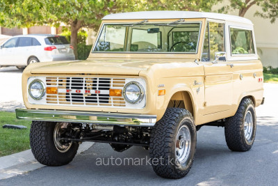 Ford Bronco 1975