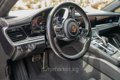 Porsche Panamera 2018