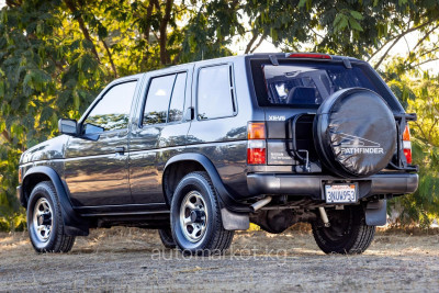 Nissan Pathfinder 1991