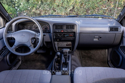 Nissan Pathfinder 1991